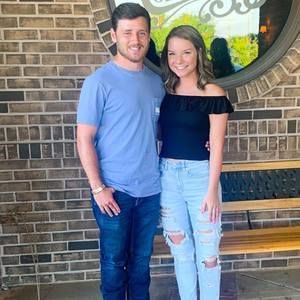 Meet your Posher, Leah